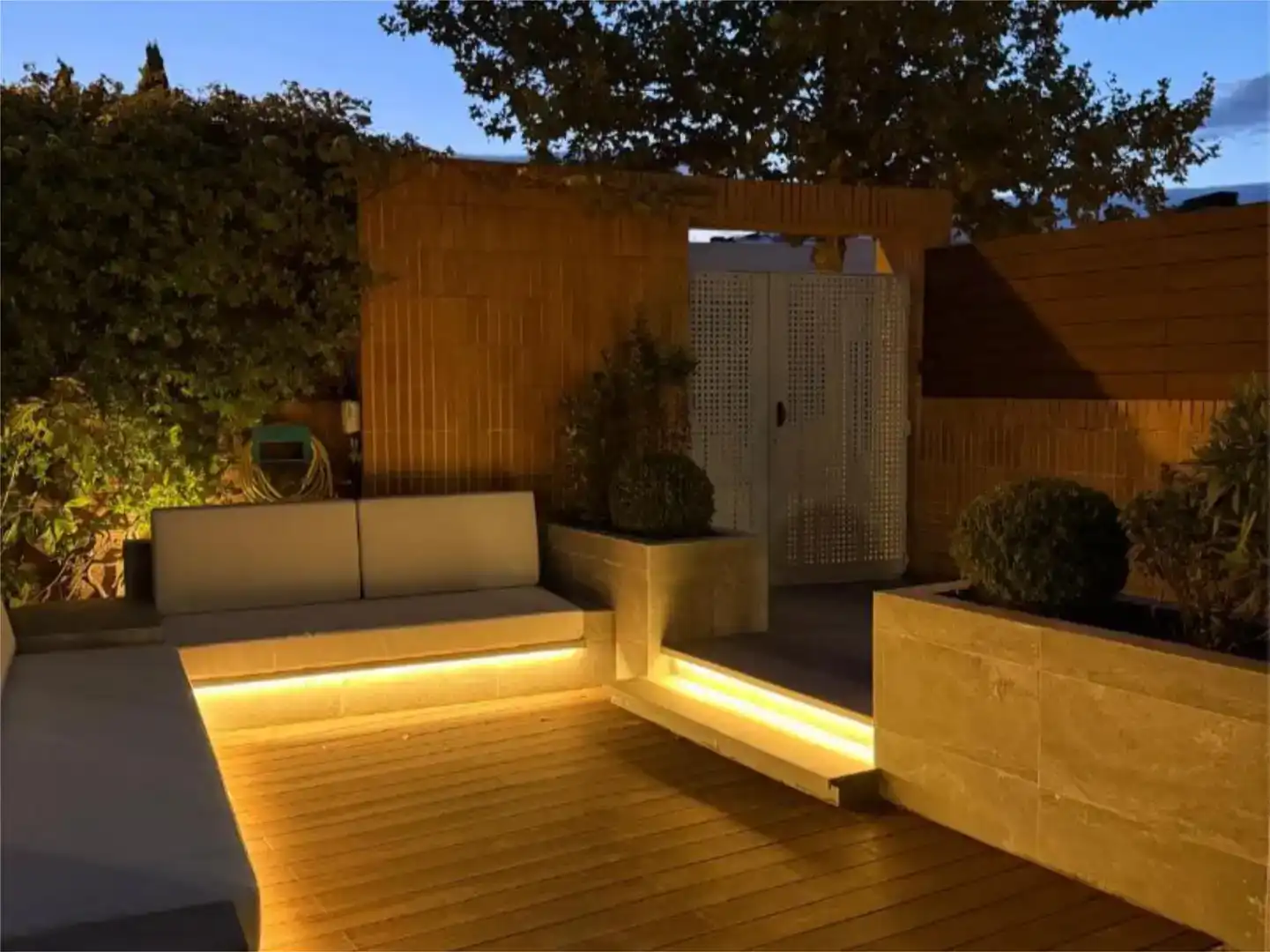 Terraza de Piso en venta en Boadilla del Monte con Aire acondicionado, Jardín privado y Piscina