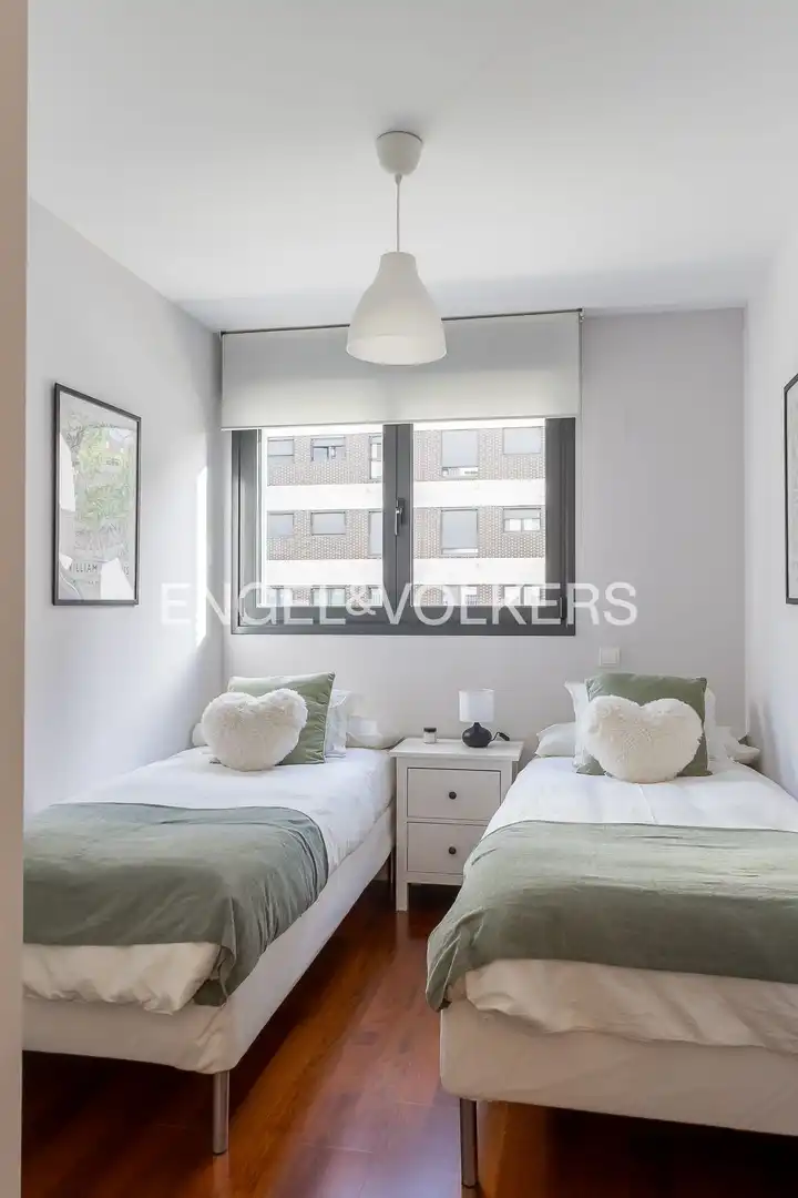Flat for rent in Adelfas