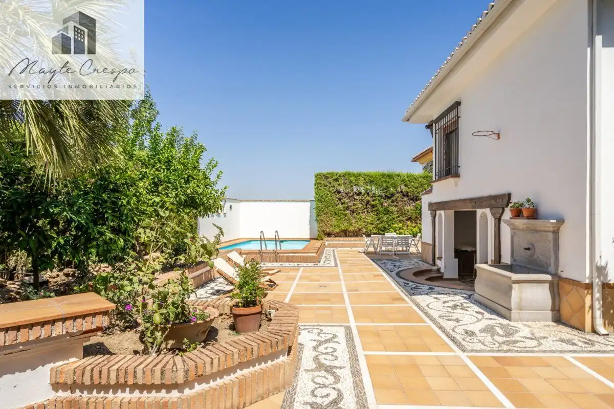 Terraza de Casa o chalet en venta en La Zubia con Aire acondicionado, Calefacción y Jardín privado