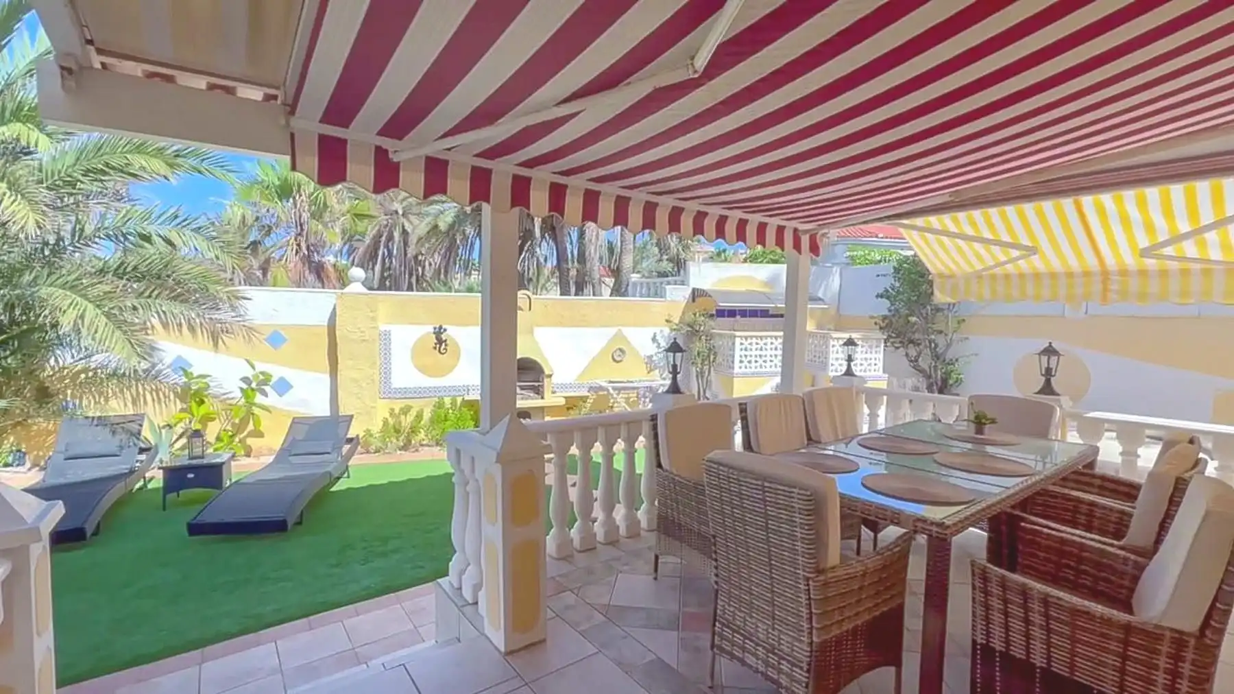 Terrasse von Haus oder Chalet zum Verkauf in La Manga del Mar Menor mit Klimaanlage, Heizung und Privatgarten