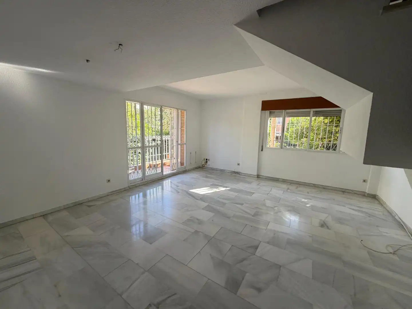 Wohnzimmer von Wohnung zur Miete in Sevilla mit Klimaanlage und Terrasse