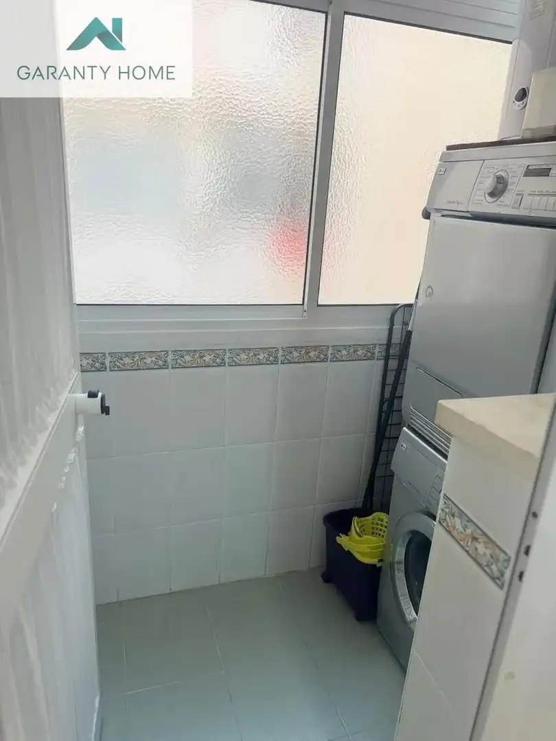 Bathroom of Flat for sale in Málaga  with Air Conditioner, Heating and Private garden