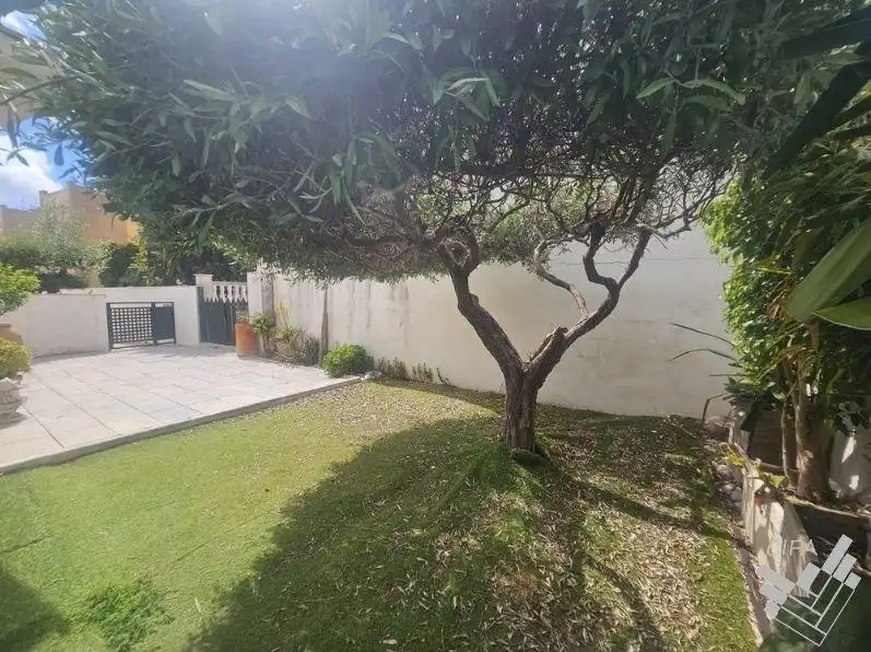 Jardí de Casa o xalet en venda en Vinaròs amb Aire condicionat, Jardí privat i Terrassa