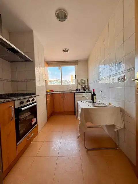 Küche von Dachboden zum Verkauf in Paterna mit Parkett, Terrasse und Ofen