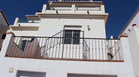 Chalet en venta Frigiliana con 4 dormitorios y piscina