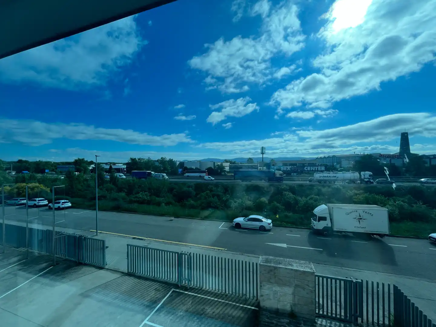 Vista exterior de Nave industrial en venta en Salt con Calefacción y Alarma