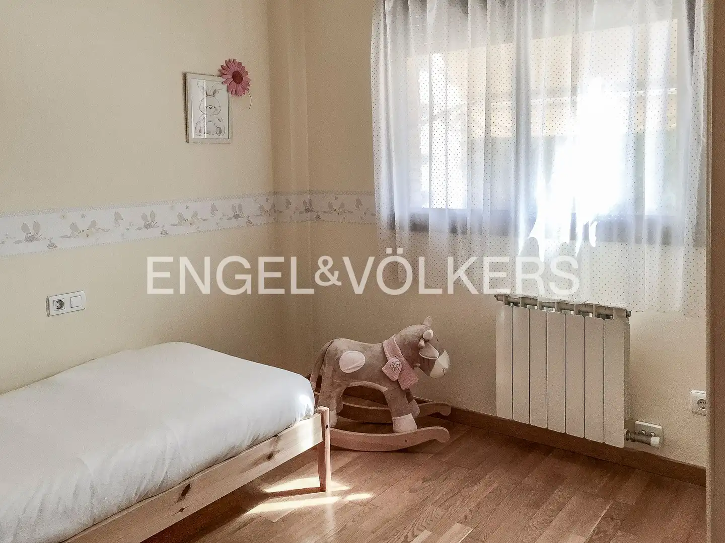 Dormitori de Pis de lloguer en Viladecans amb Aire condicionat, Calefacció i Parquet