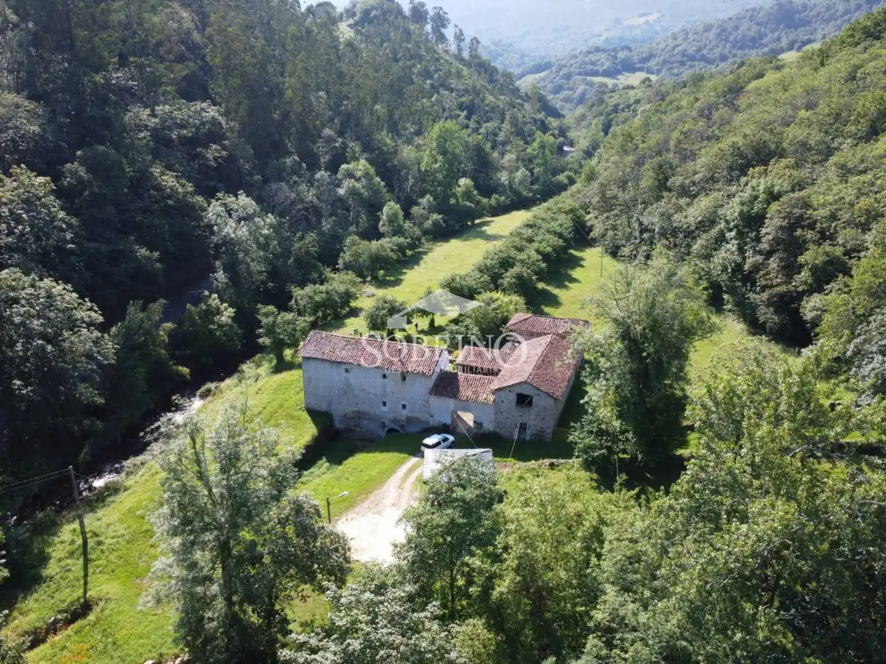 Casa rústica amb jardí en venda a Calle Mere, imagen 11