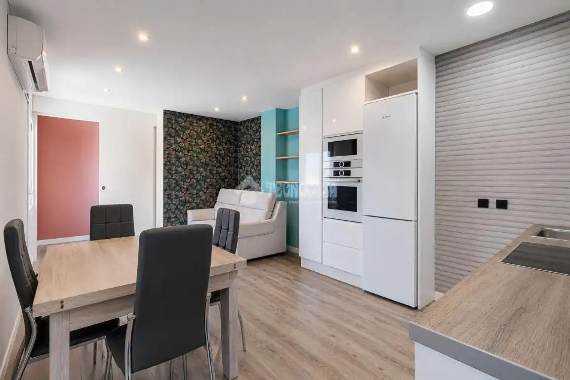 Flat with lift for sale in El Coll, imagen 2