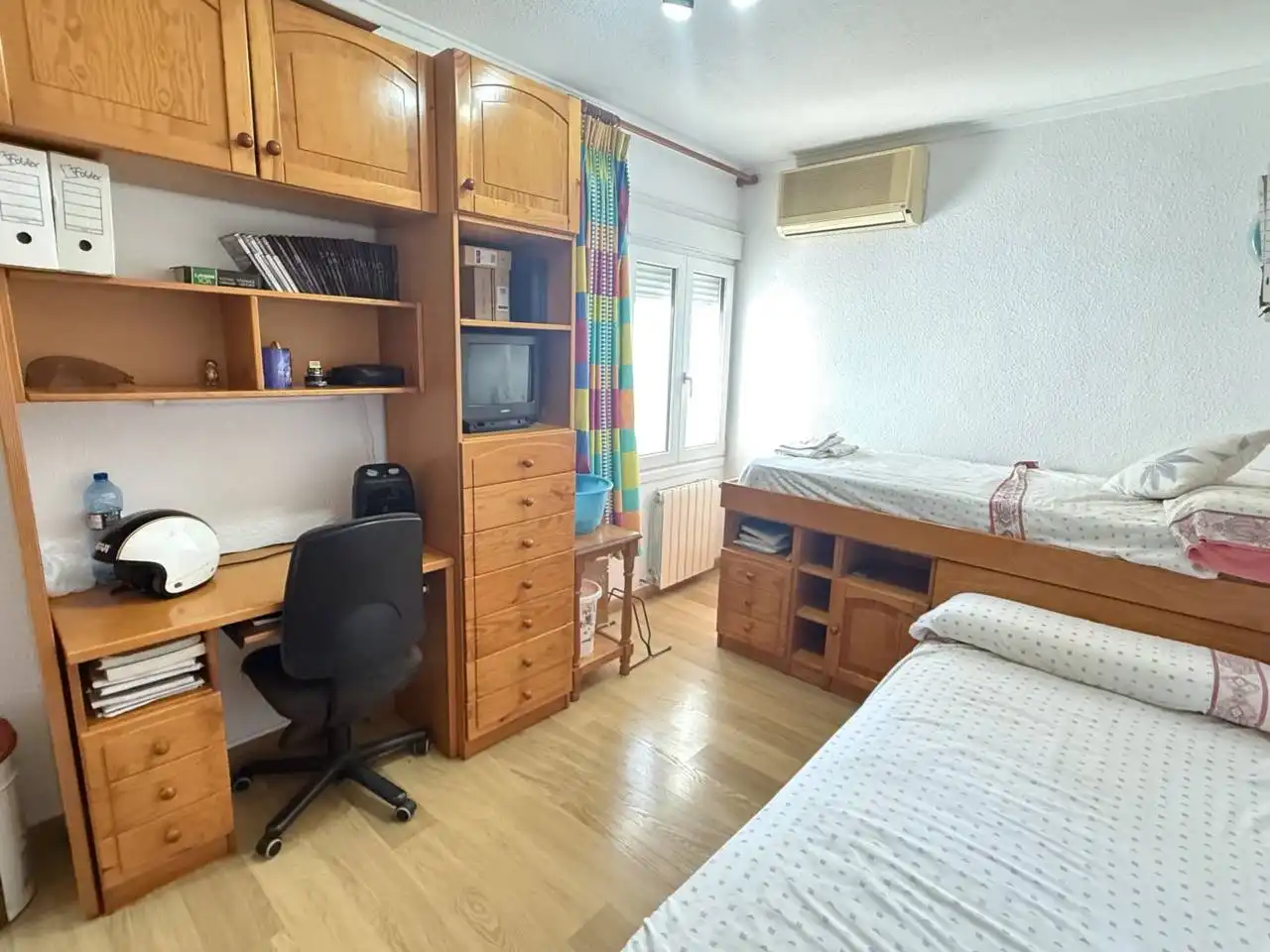 Habitación de Casa o chalet en venta en Elche / Elx con Aire acondicionado, Calefacción y Jardín privado