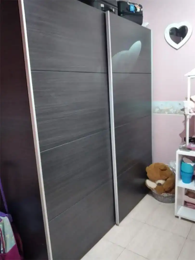 Habitación de Piso en venta en Melilla con Aire acondicionado, Microondas y Balcón