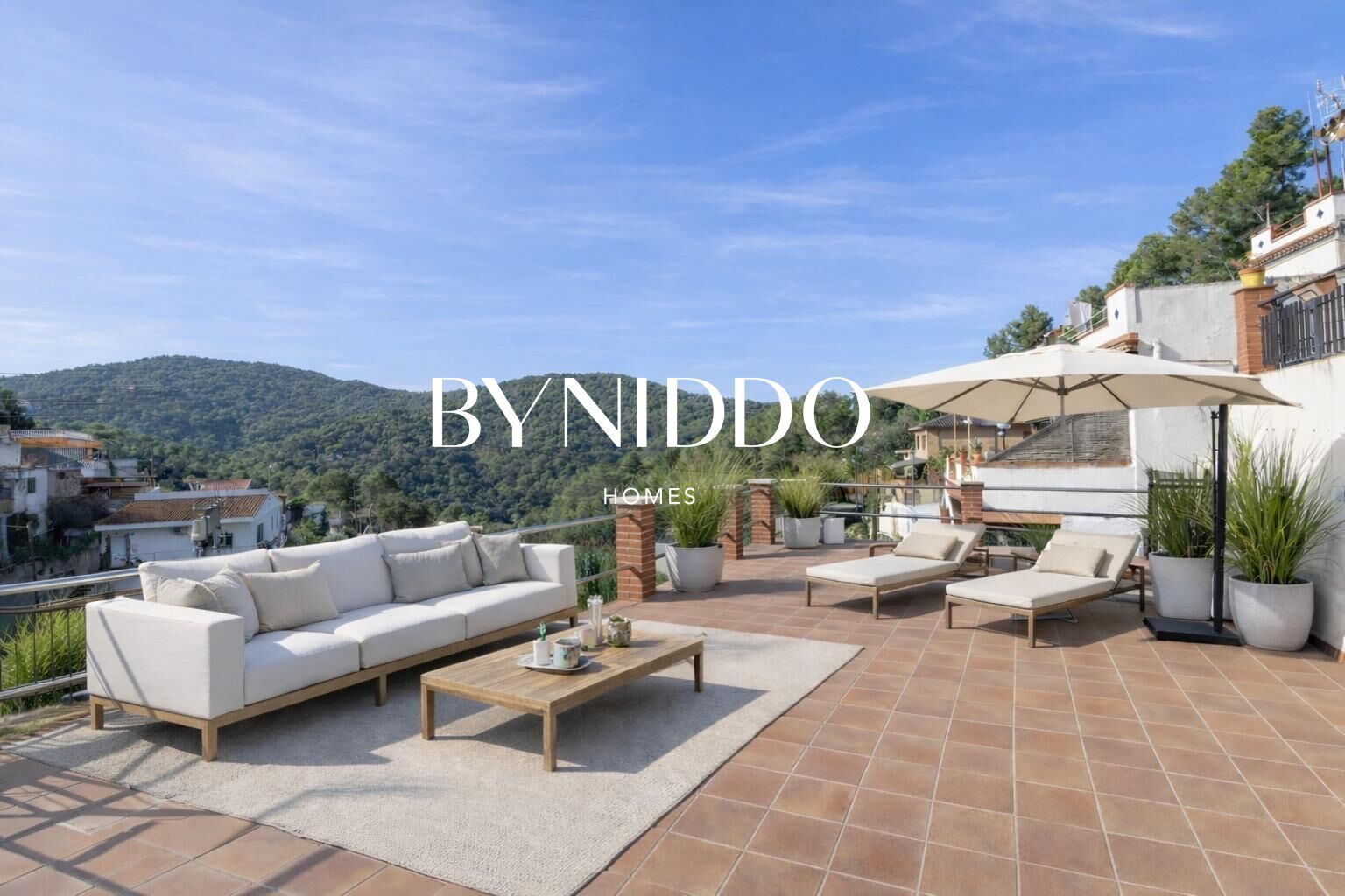 Terrassa de Casa o xalet en venda en Sant Cugat del Vallès amb Calefacció, Jardí privat i Terrassa