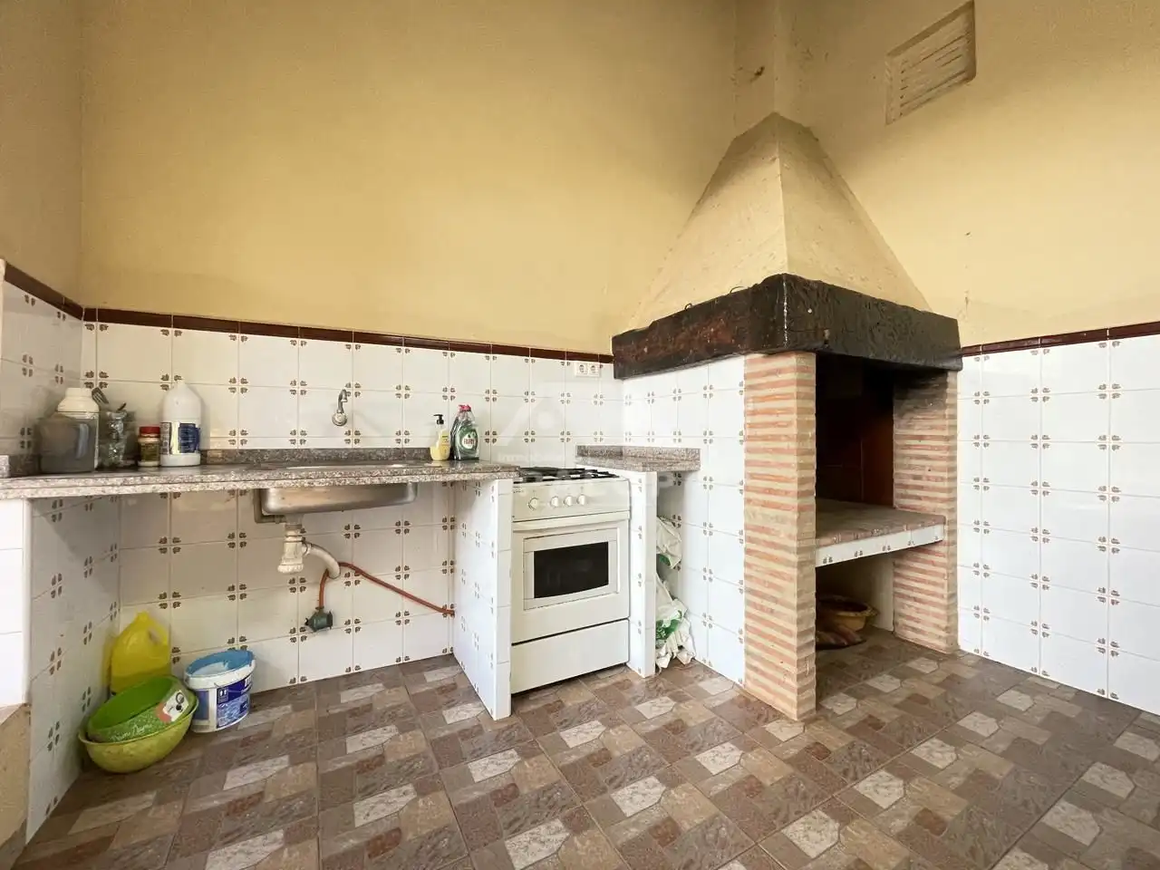 Cocina de Finca rústica en venta en La Pobla Llarga con Aire acondicionado, Jardín privado y Terraza