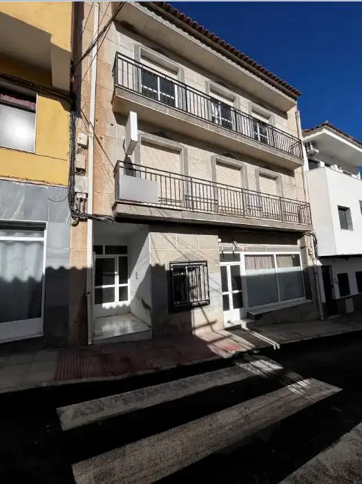 Vista exterior de Pis en venda en Olula del Río amb Balcó