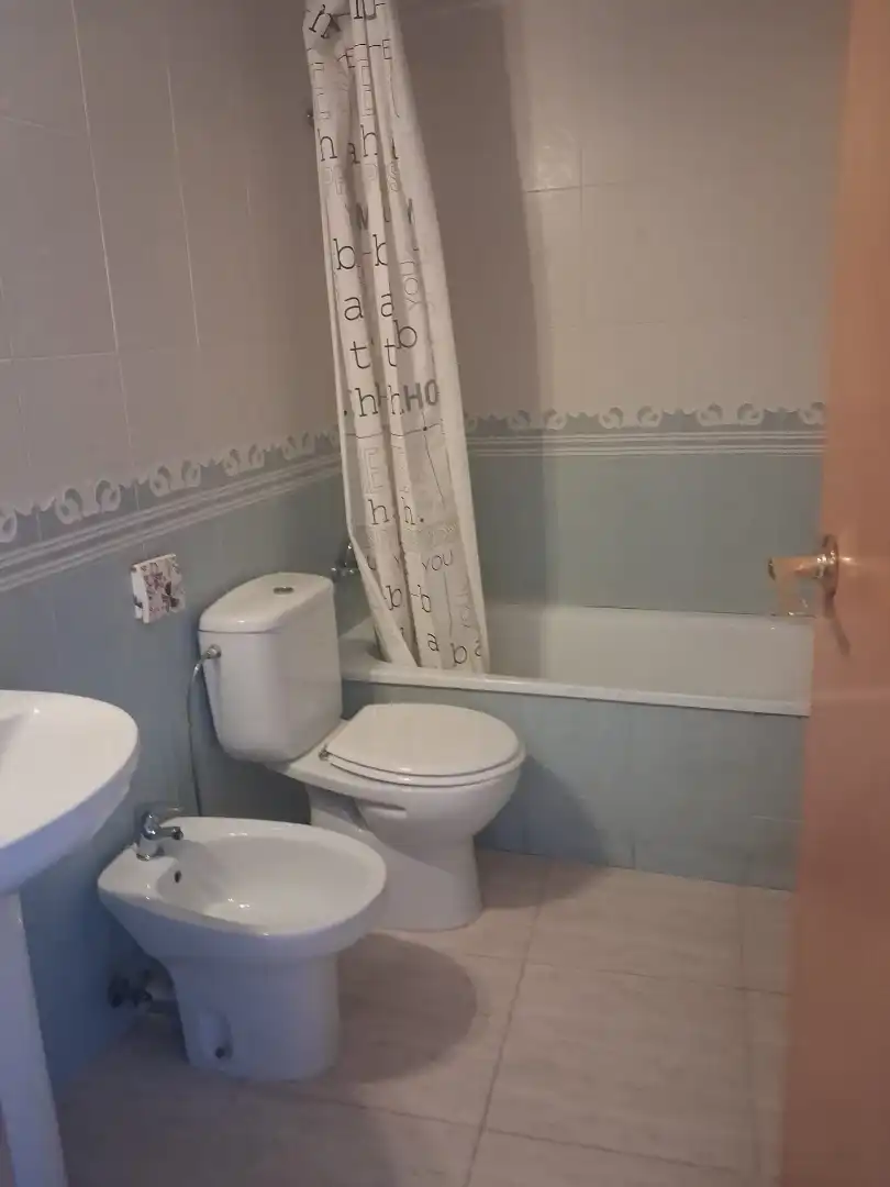 Baño de Piso en venta en Benicarló con Terraza, Amueblado y Balcón