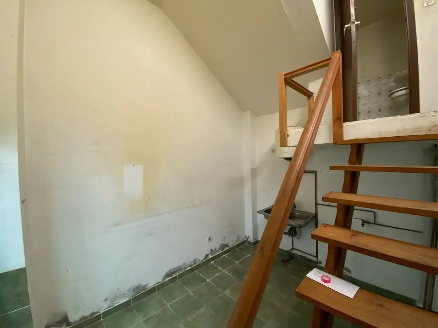 Local comercial en alquiler en Rúa Farmacéutico Manuel Fernández Llamazares 9, imagen 9