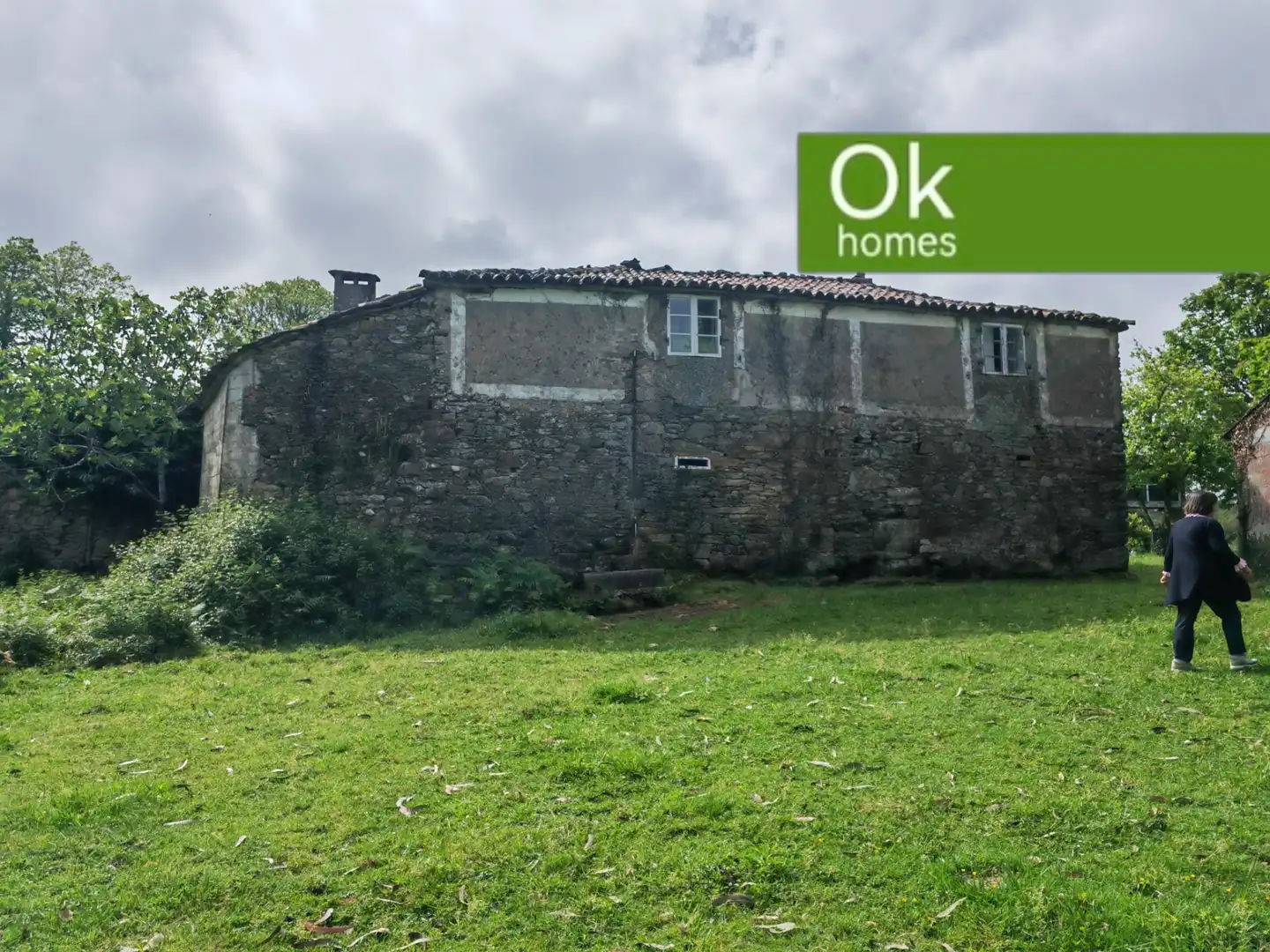 Vista exterior de Finca rústica en venda en Toques amb Jardí privat, Traster i Moblat