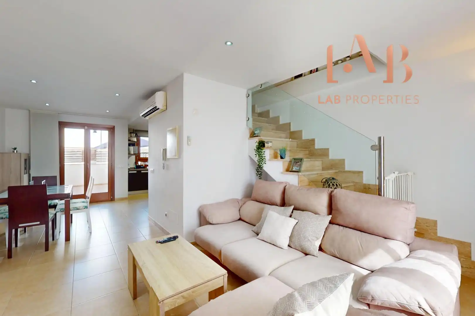 Sala de estar de Dúplex en venta en Sineu con Jardín privado, Terraza y Balcón