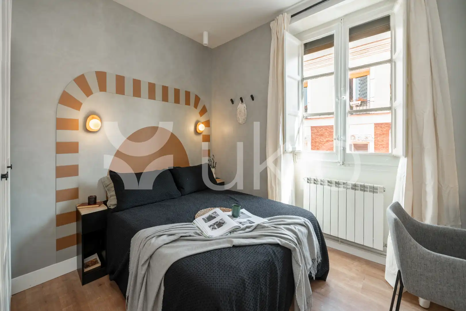 Habitación de Apartamento de alquiler en Madrid con Aire acondicionado, Calefacción y Amueblado