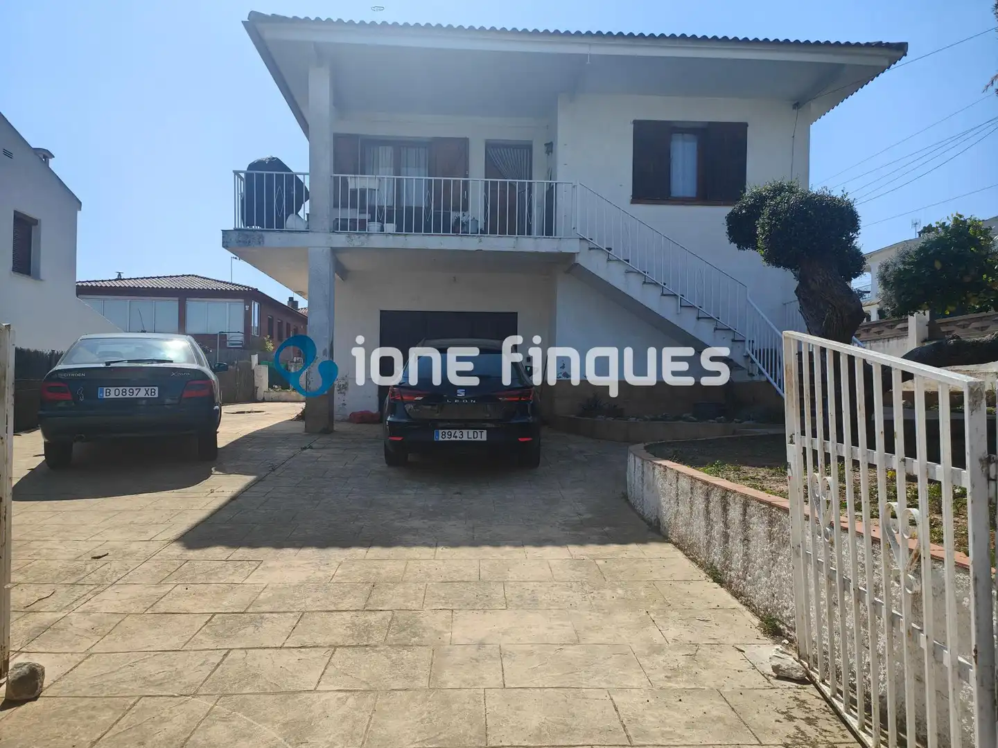 Exterior view of Houses for sale in El Vendrell  with Heating, Terrace and Balcony