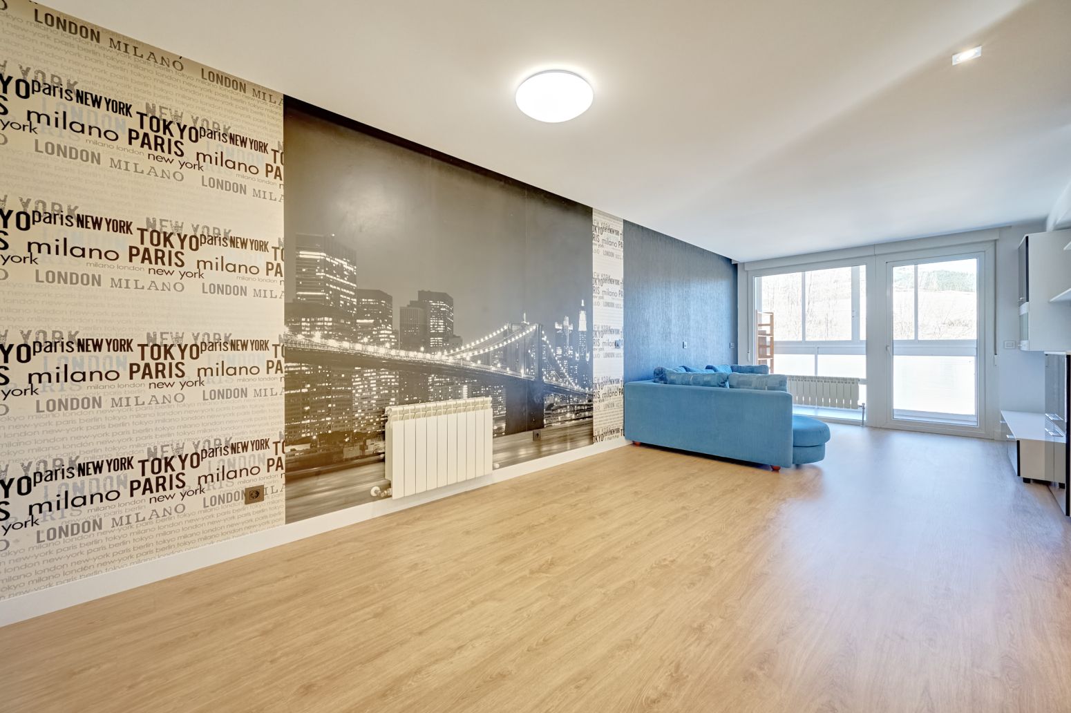 Sala d'estar de Pis en venda en Ezcabarte amb Calefacció, Parquet i Terrassa