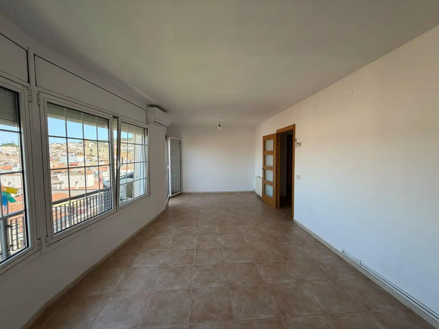 Living room of Flat for sale in Blanes  with Air Conditioner, Heating and Balcony