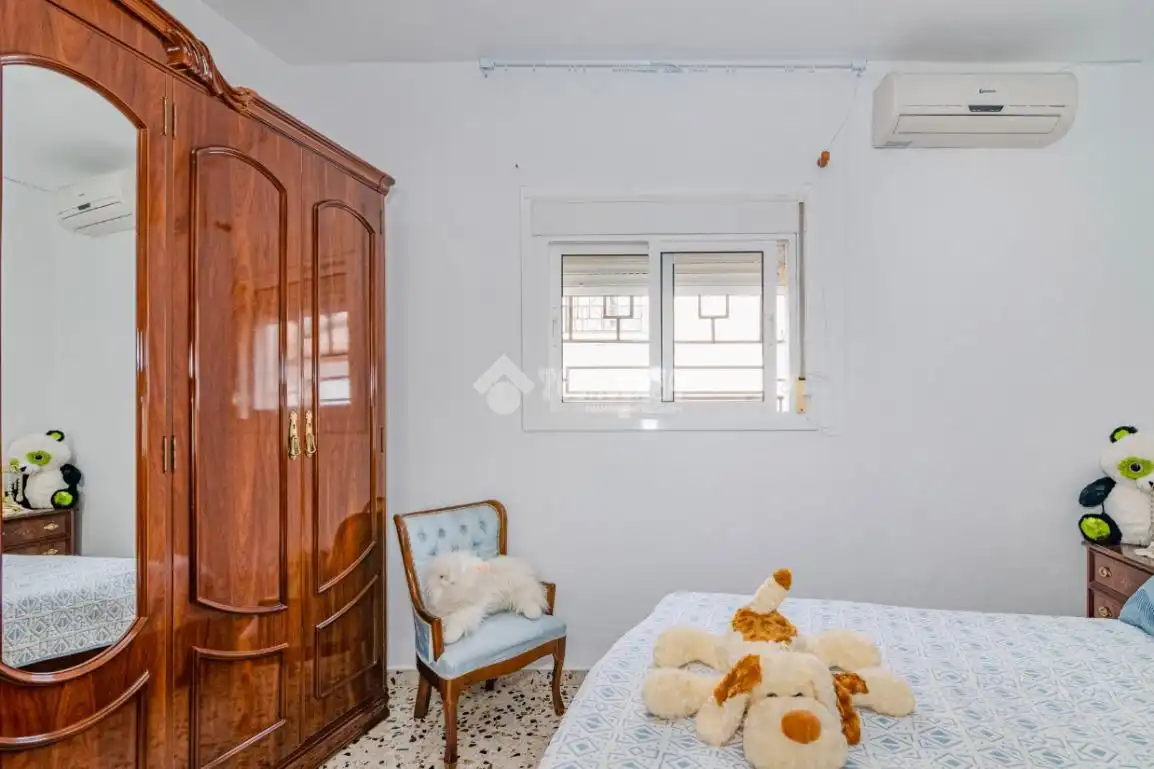 Dormitori de Casa adosada en venda en Loja amb Aire condicionat, Terrassa i Traster