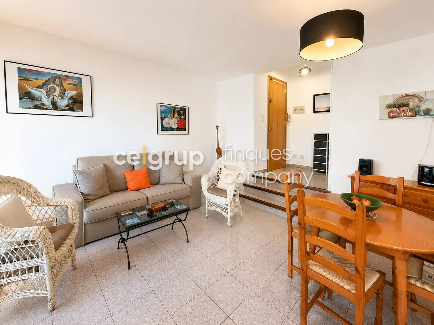 Sala de estar de Planta baja en venta en Llançà con Terraza, Trastero y Piscina