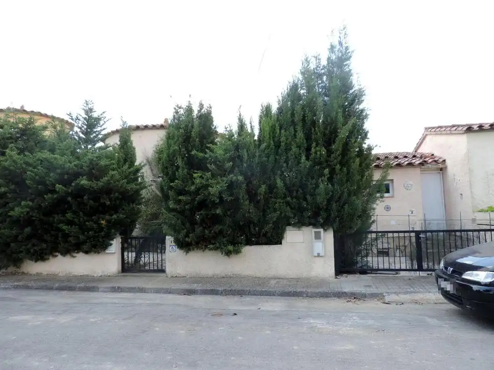 Exterior view of Houses for sale in Bellcaire d'Empordà