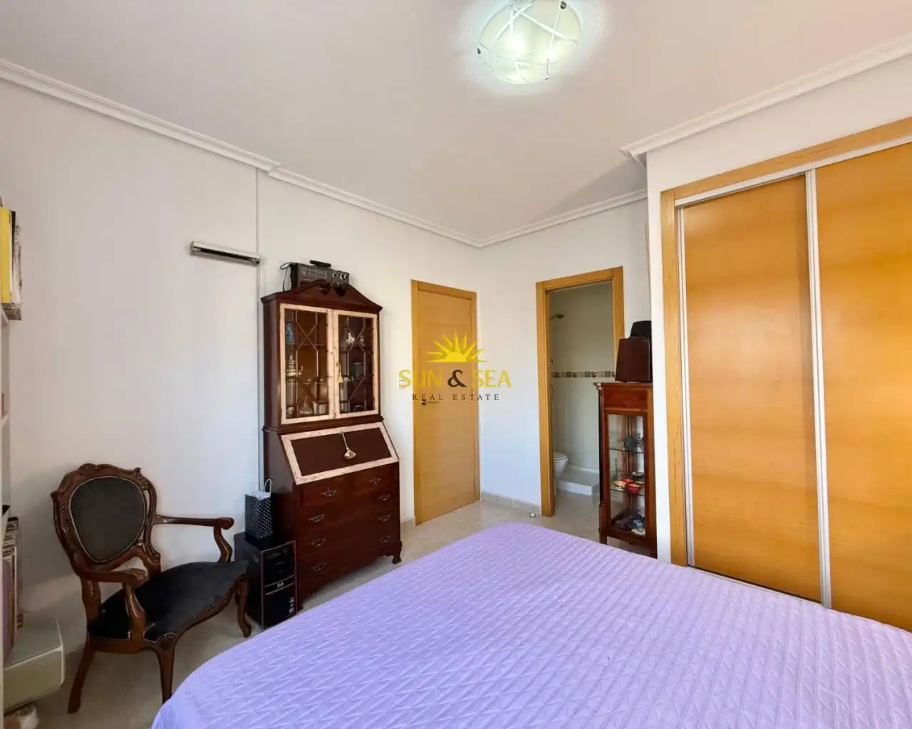 Habitación de Apartamento en venta en Almoradí con Calefacción, Terraza y Trastero