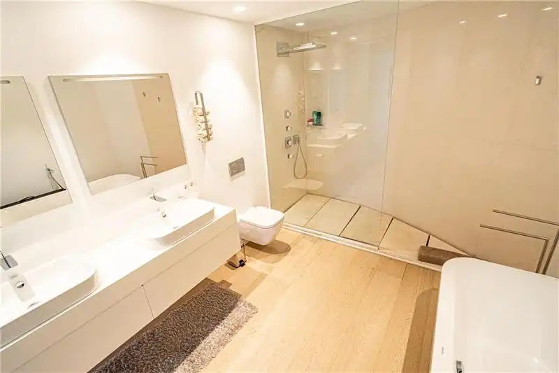 Badezimmer von Erdgeschoss zum Verkauf in Manacor mit Klimaanlage, Privatgarten und Terrasse