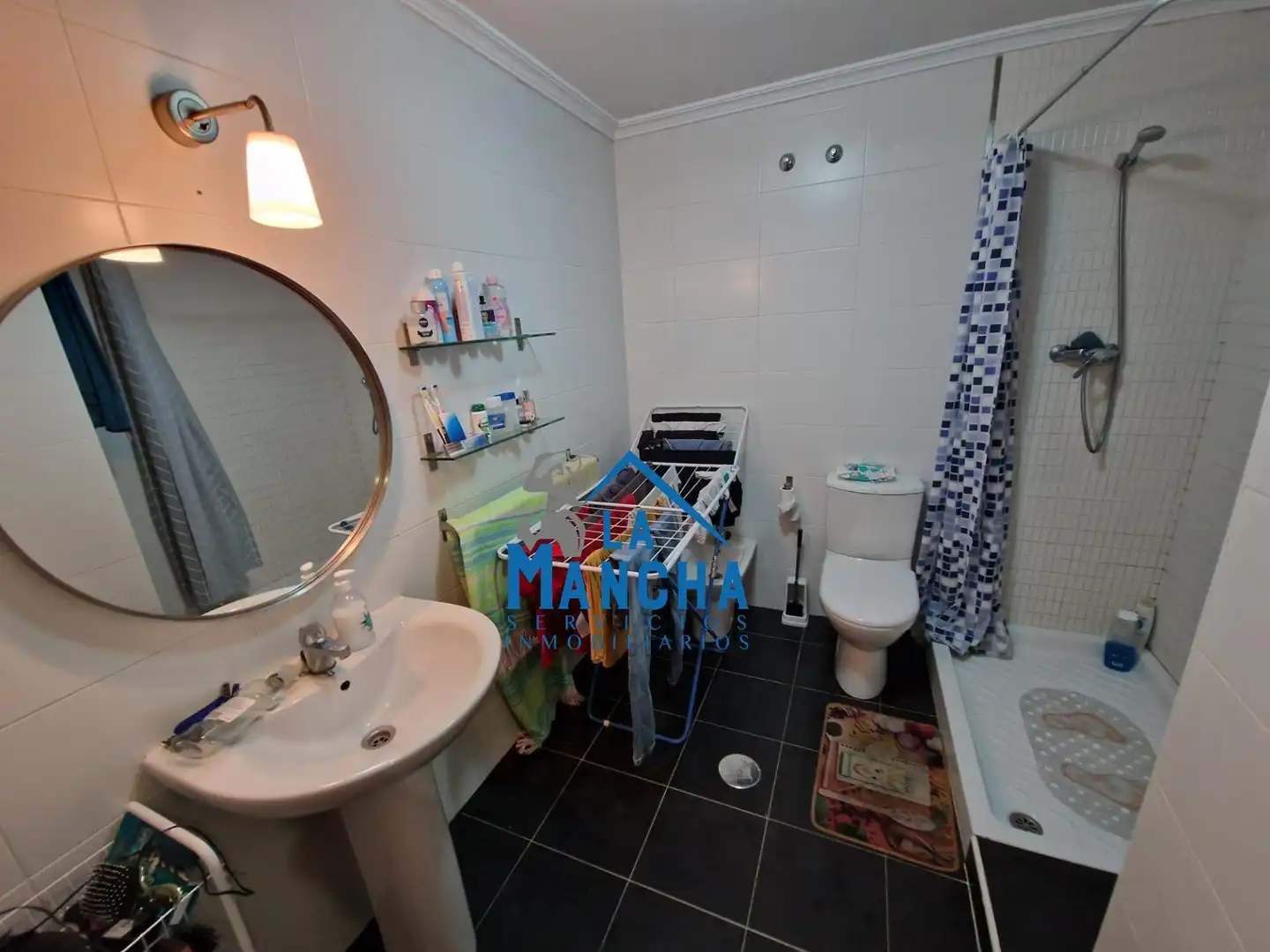 Bathroom of Flat for sale in Chinchilla de Monte-Aragón  with Heating, Terrace and Storage room
