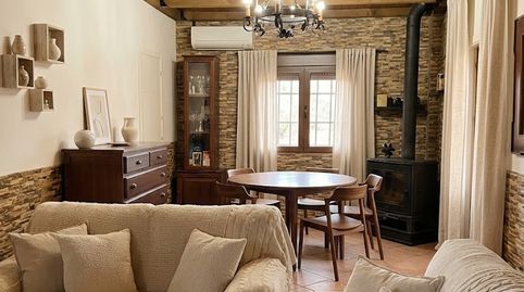 Foto 2 de Casa o chalet en venta en Torredonjimeno, Jaén