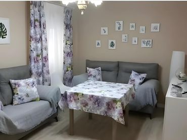 Flat with balcony to rent in Calle AVILA SEGOVIA
