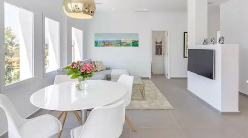 Foto 2 de Apartamento de alquiler en Urbanizacion N Andalucia 25d, 82t, Las Brisas, Marbella
