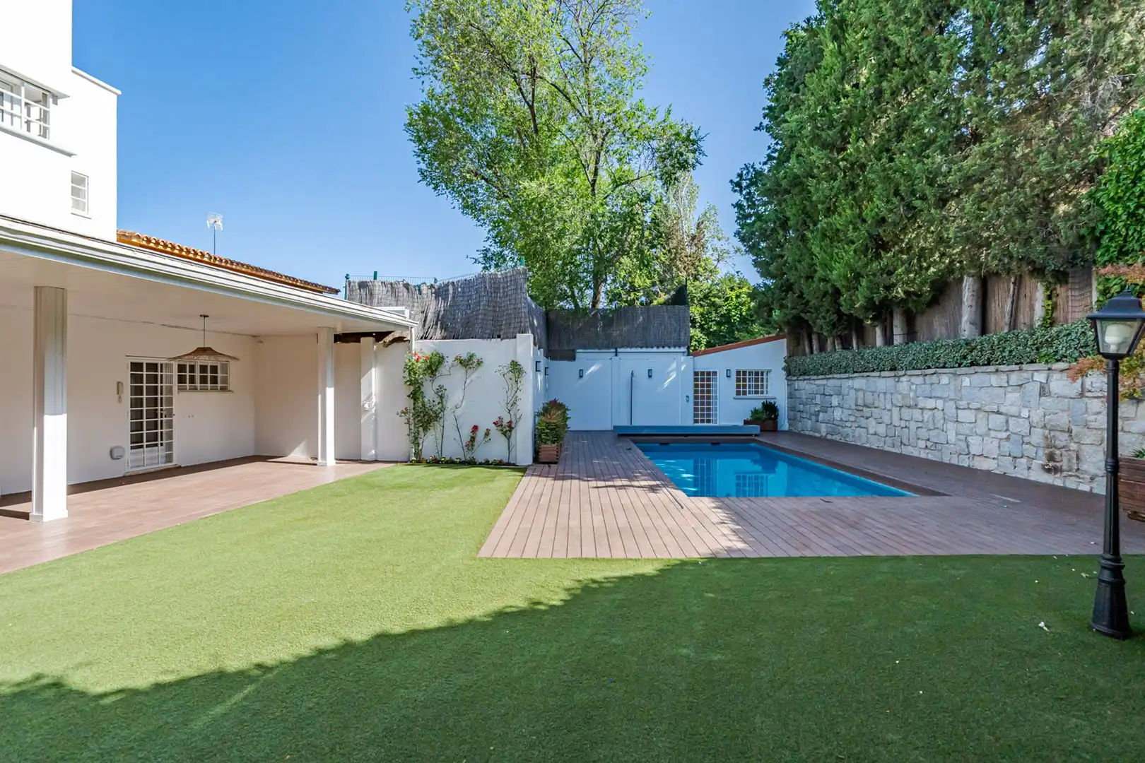 Houses for sale in Calle de La Masó, 97, Mirasierra