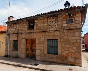 Vista exterior de Casa adosada en venda en Tamajón