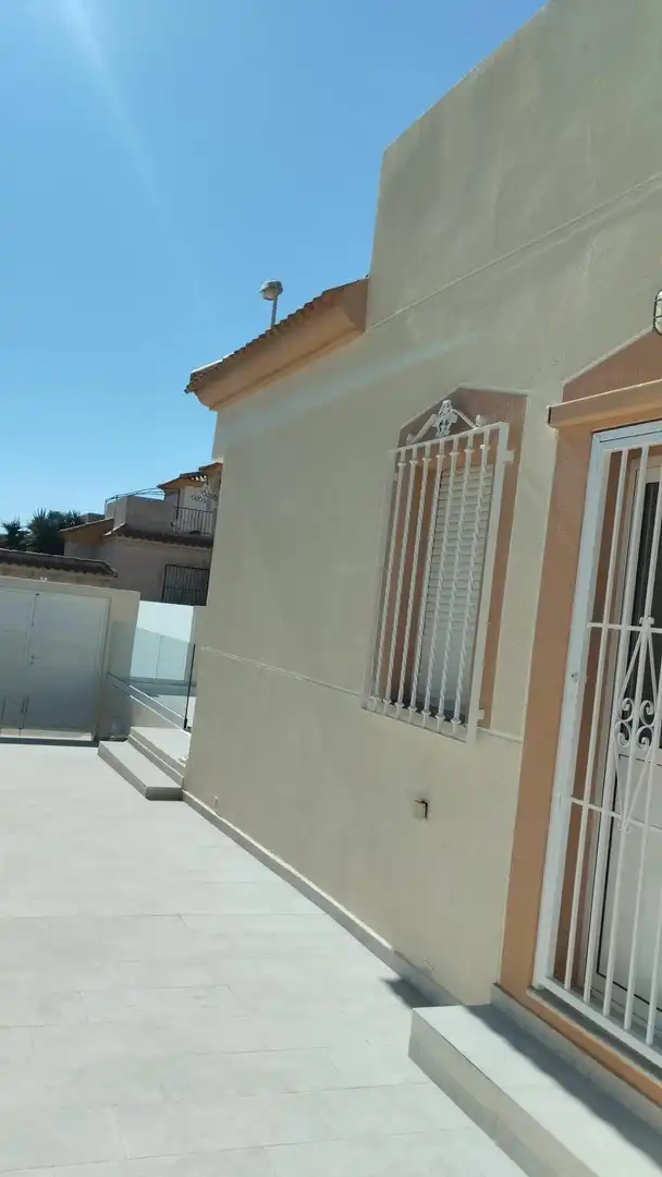 Detached house for sale in Playa de los Locos, imagen 6