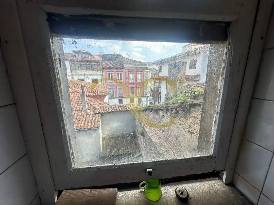 Vista exterior de Edifici en venda en Villaviciosa