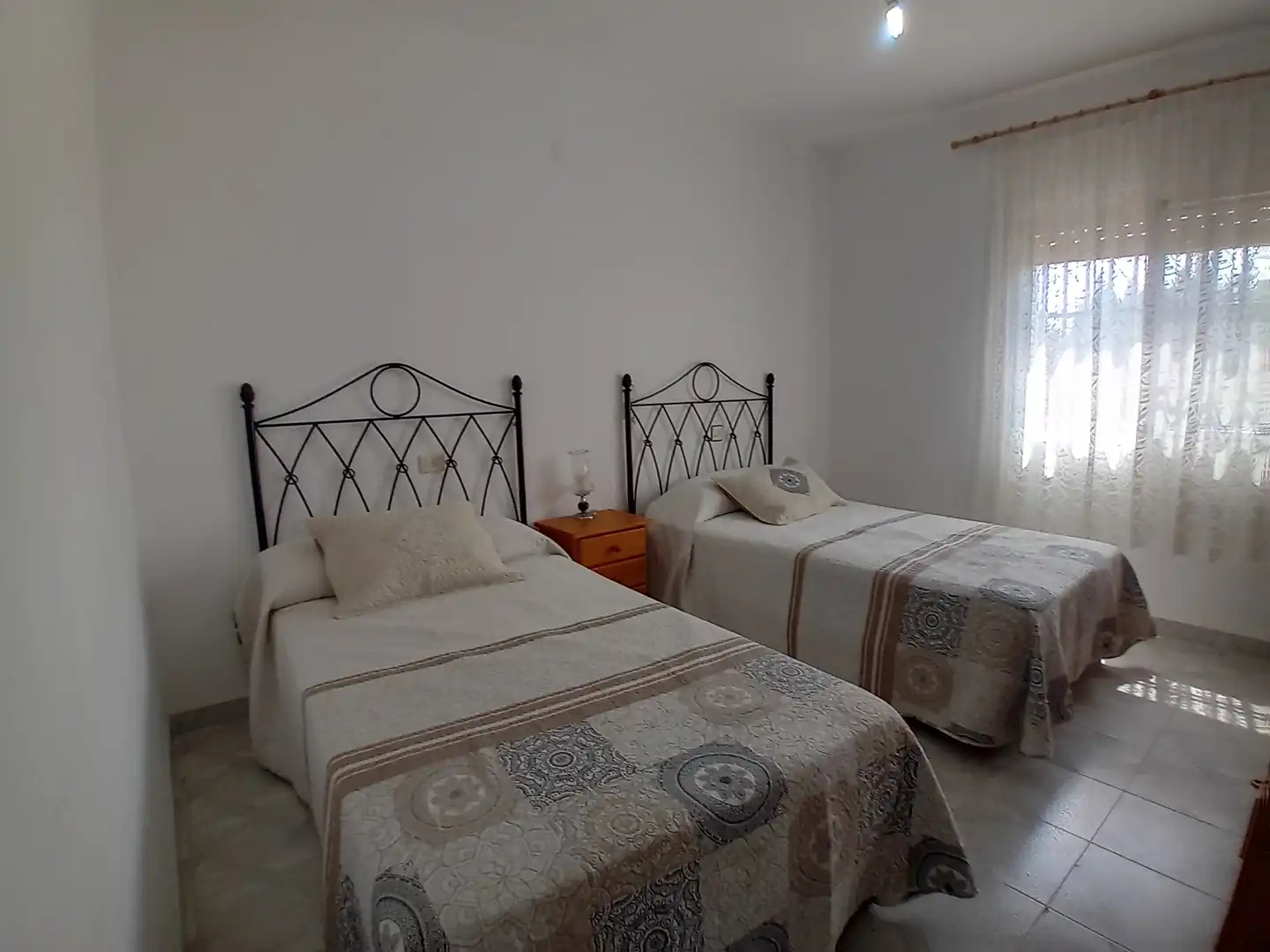 Habitación de Casa o chalet en venta en Torrent con Jardín privado, Terraza y Piscina