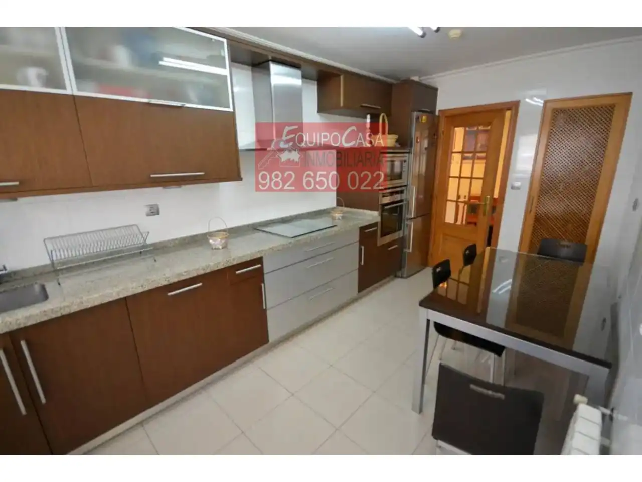Cocina de Piso en venta en Lugo con Parquet, Terraza y Trastero