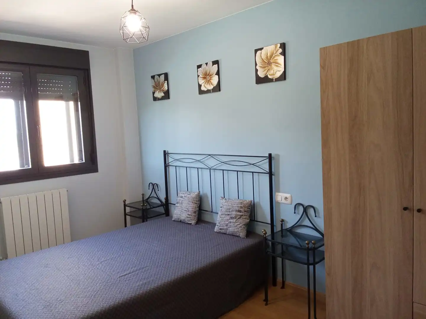 Schlafzimmer von Einfamilien-Reihenhaus zur Miete in Utebo mit Terrasse, Schwimmbad und Möbliert