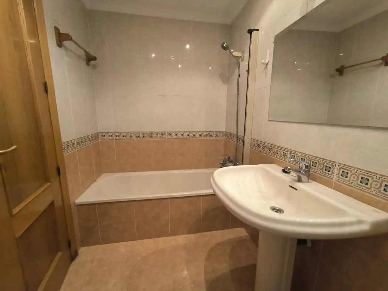 Bathroom of Attic for sale in Albacete  with Air Conditioner, Heating and Terrace