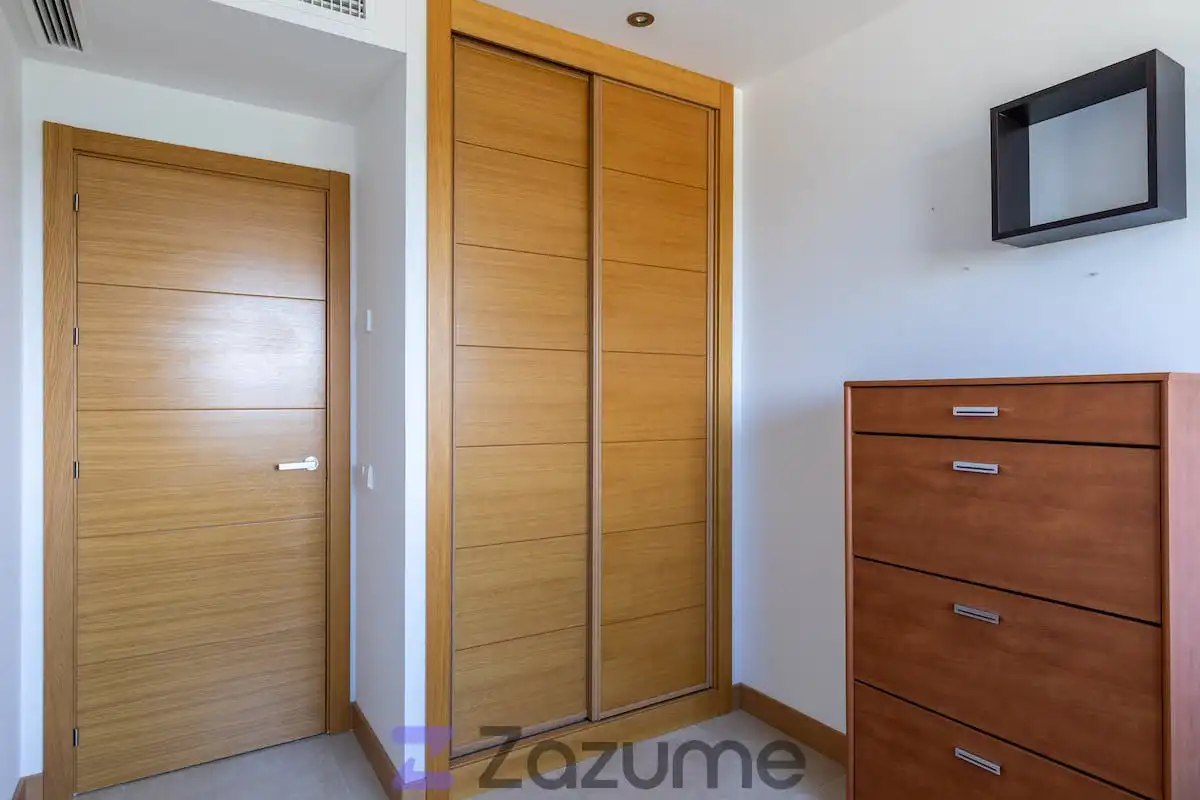 Bedroom of Flat for rent in Madrid  with Air Conditioner, Private garden and Terrace