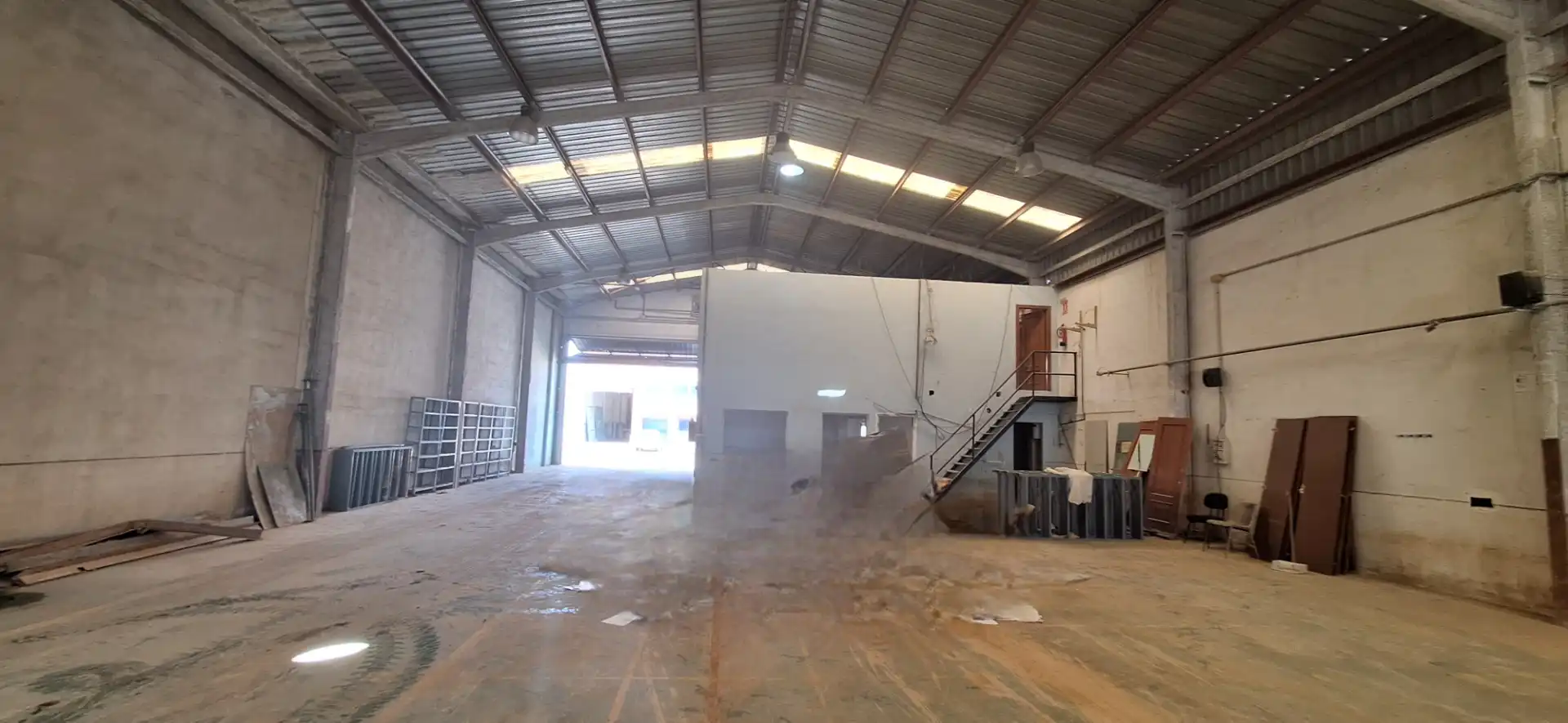 Industrial building to rent in Carrer Pi Blanc 16, imagen 3