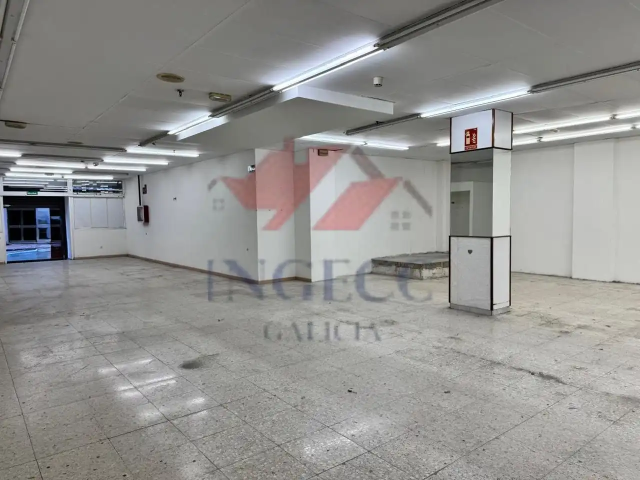 Gewerbefläche zur Miete in Rúa Novoa Santos, imagen 3