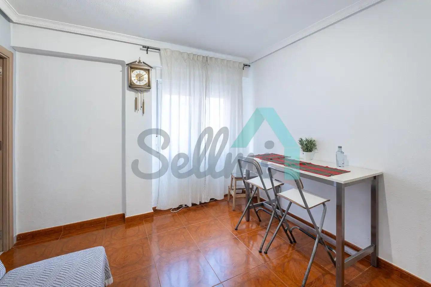 Habitación de Piso de alquiler en Avilés con Calefacción y Amueblado