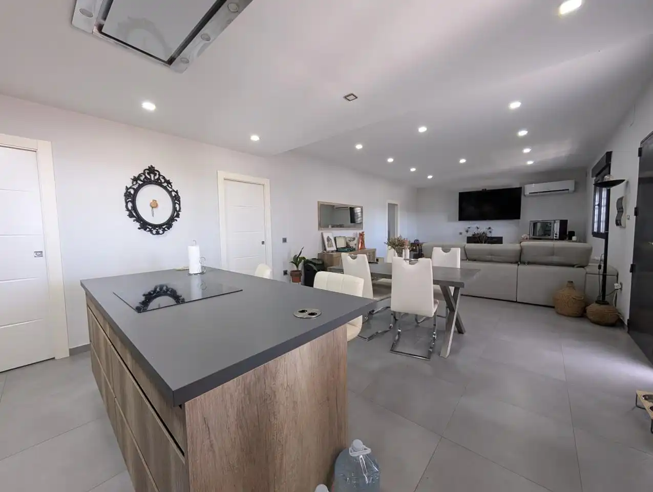 Casa rústica con piscina en venta en H, imagen 4