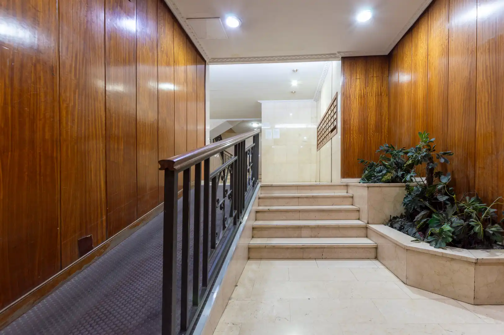 Piso en venta en Alcalá de Henares con Calefacción, Parquet y Terraza