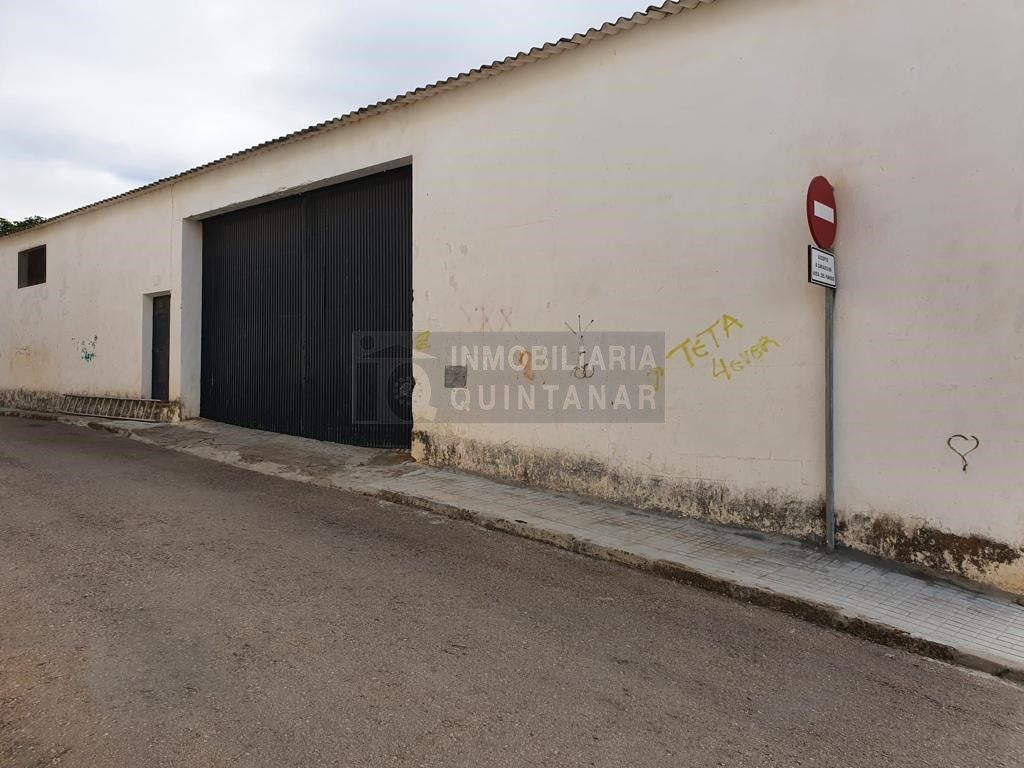 Exterior view of Industrial buildings for sale in Villamayor de Santiago